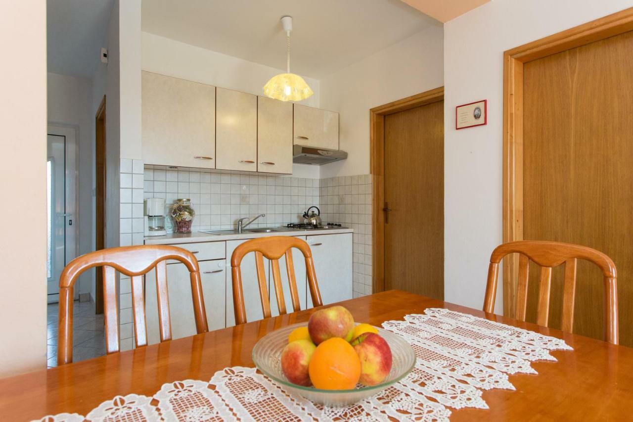 Apartments Bonifacic Punat Luaran gambar