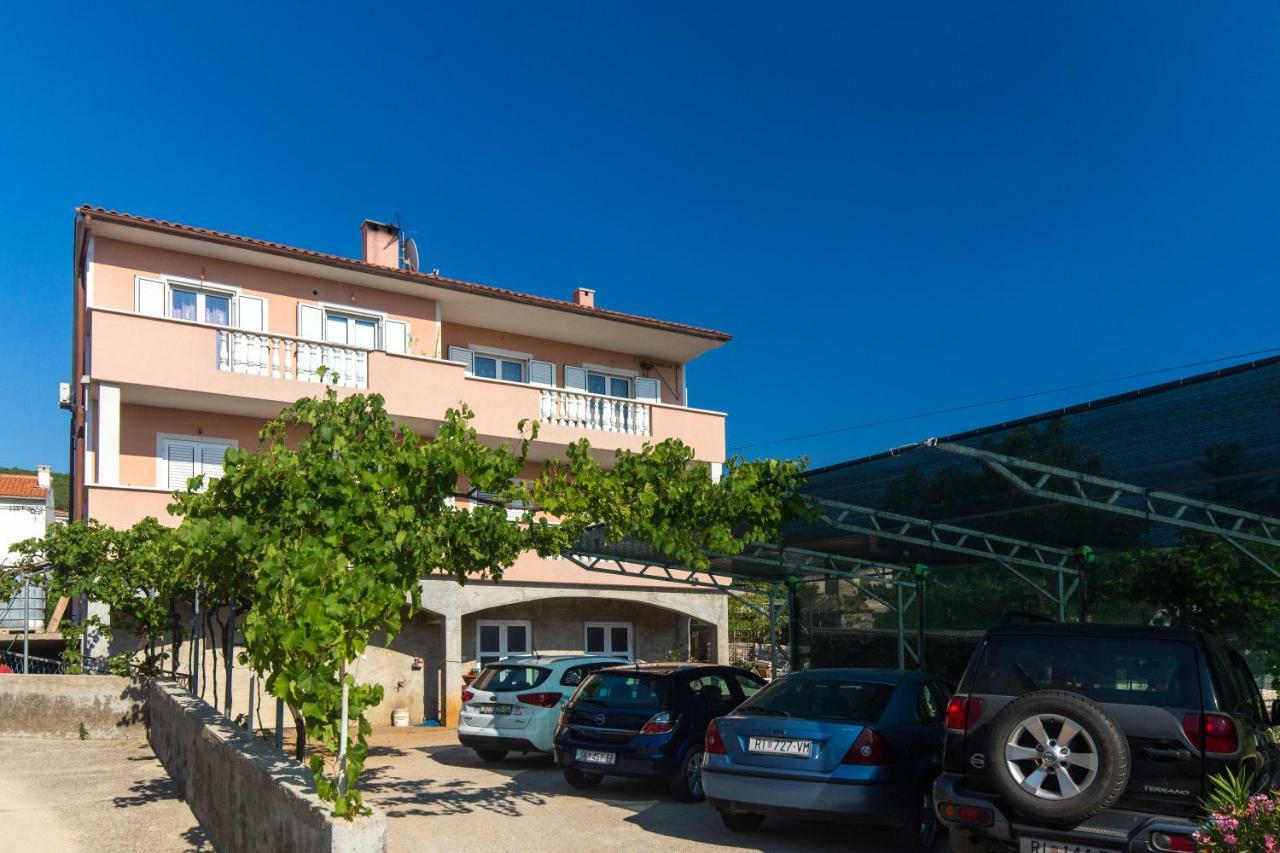 Apartments Bonifacic Punat Luaran gambar